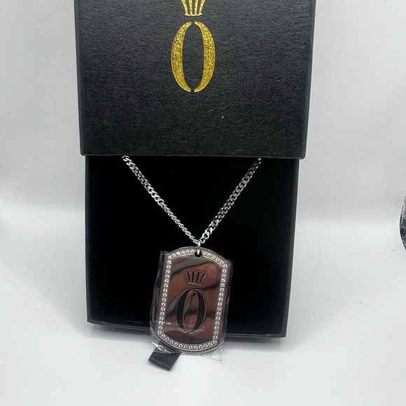 18KT Gold $ Silver $119 Hera Hero Dog Tag Diamond Necklace & Pendant - Picture 12 of 12